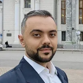 Давид Петросян